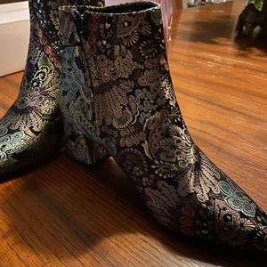 Boots Alex Marie 9.5 brand new in box